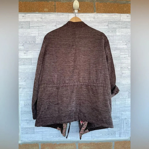 Tolani Collection  Embroidered Jacket with Roll-Tab Sleeve - Brown XL - Picture 8 of 10